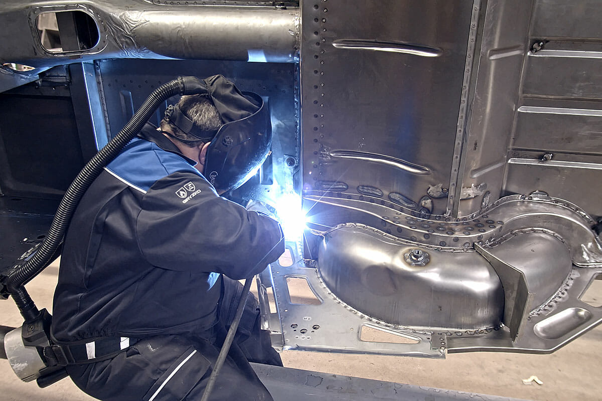 MG Midget rear floor weld